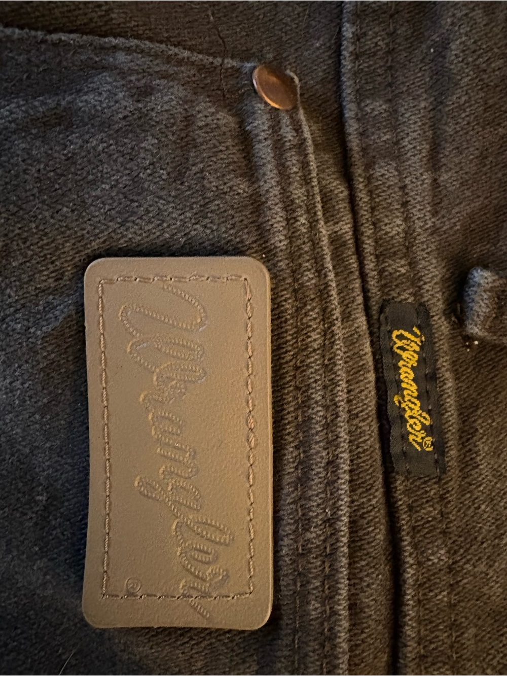 Wrangler Men's Straight Jeans in Chocolate Brown - Picture 2 of 4